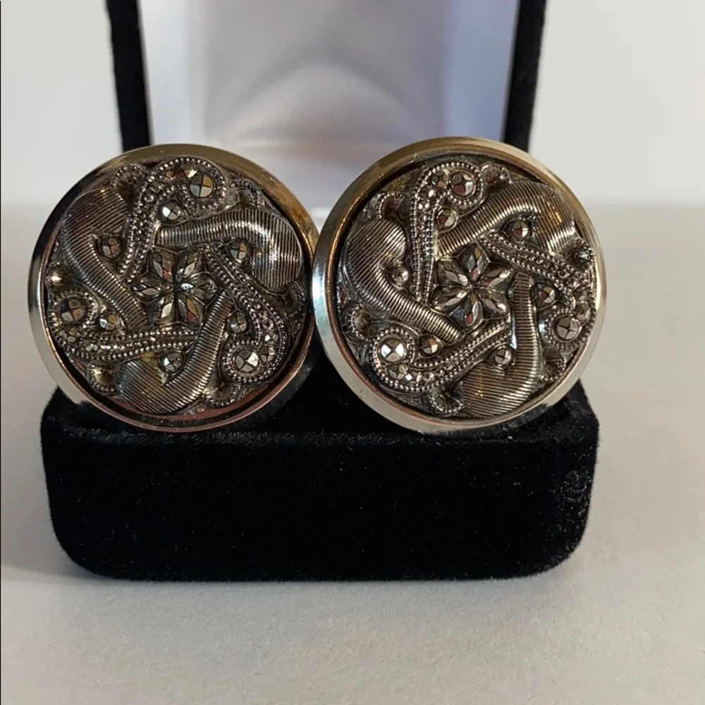 Vintage Silvertone Rhinestone Floral & Stars Cufflinks